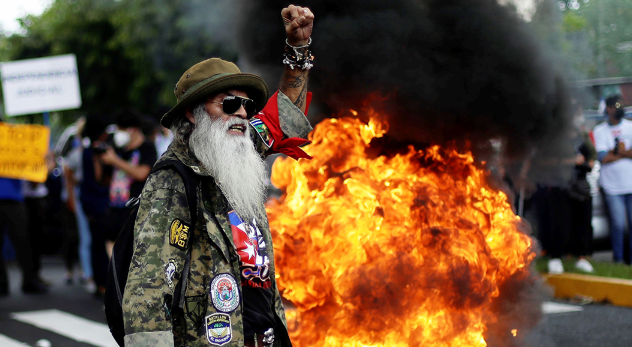 El Salvador'da Bitcoin protestoları giderek büyüyor!